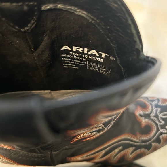 Ariat Black Embroidered Heeled Boots - Picture 8 of 12